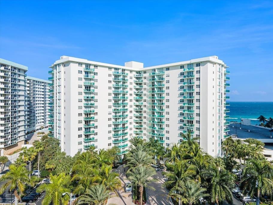 Beachfront 2 Bedroom At Tides Hollywood 8Th Floor Kültér fotó