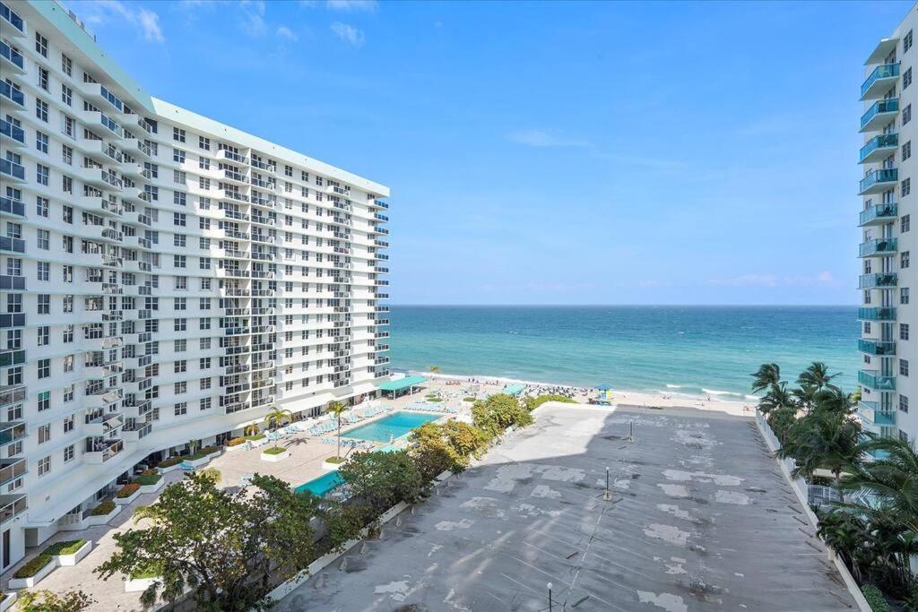 Beachfront 2 Bedroom At Tides Hollywood 8Th Floor Kültér fotó