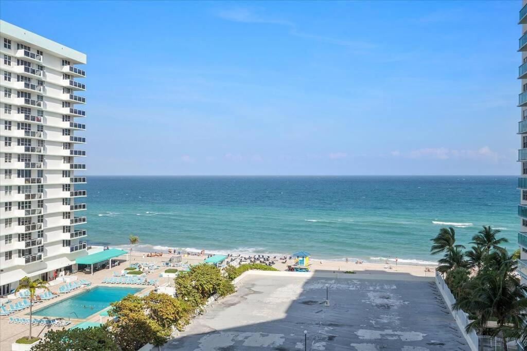 Beachfront 2 Bedroom At Tides Hollywood 8Th Floor Kültér fotó